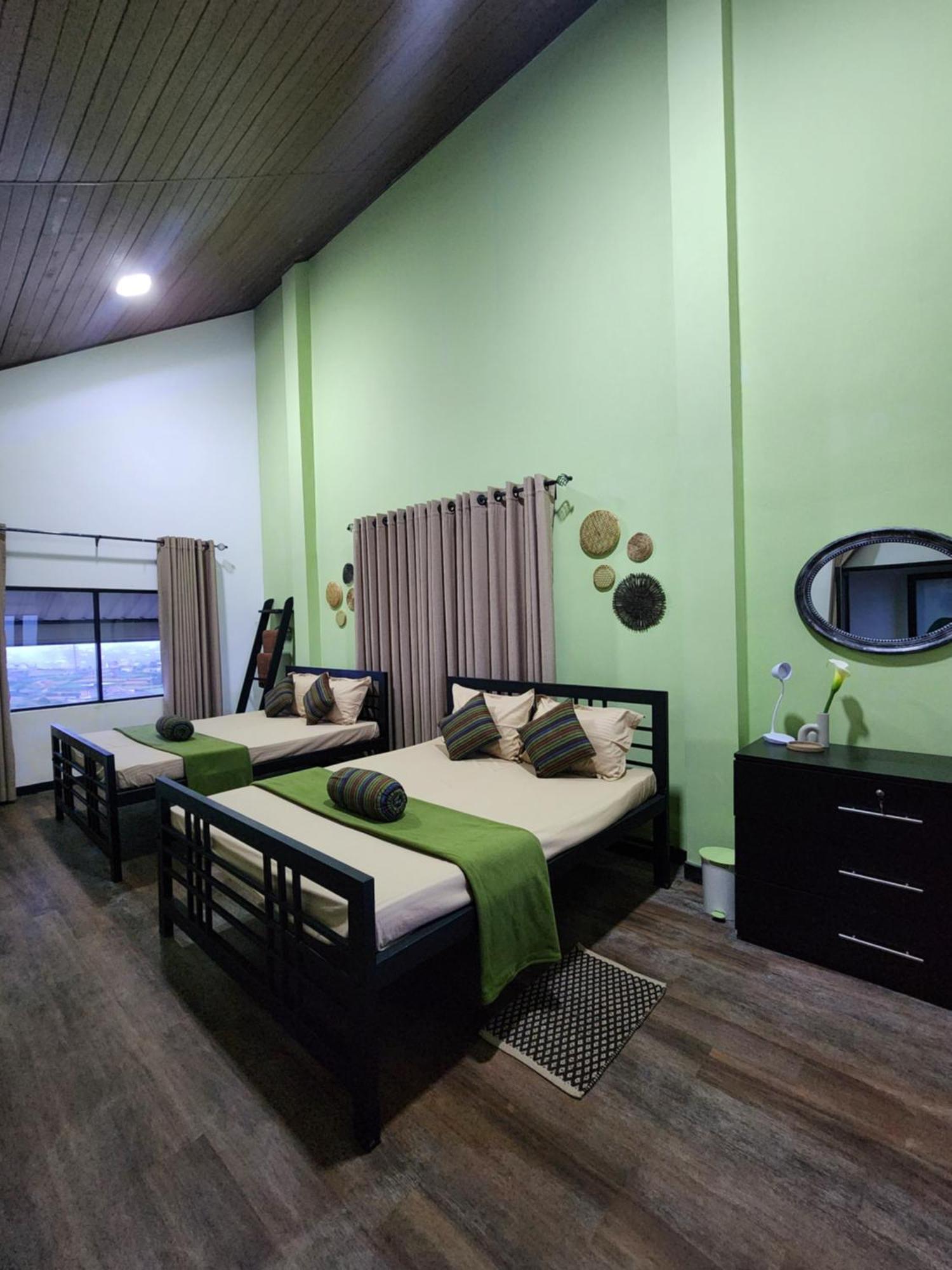 Villa Crosswinds Нувара Елия Екстериор снимка