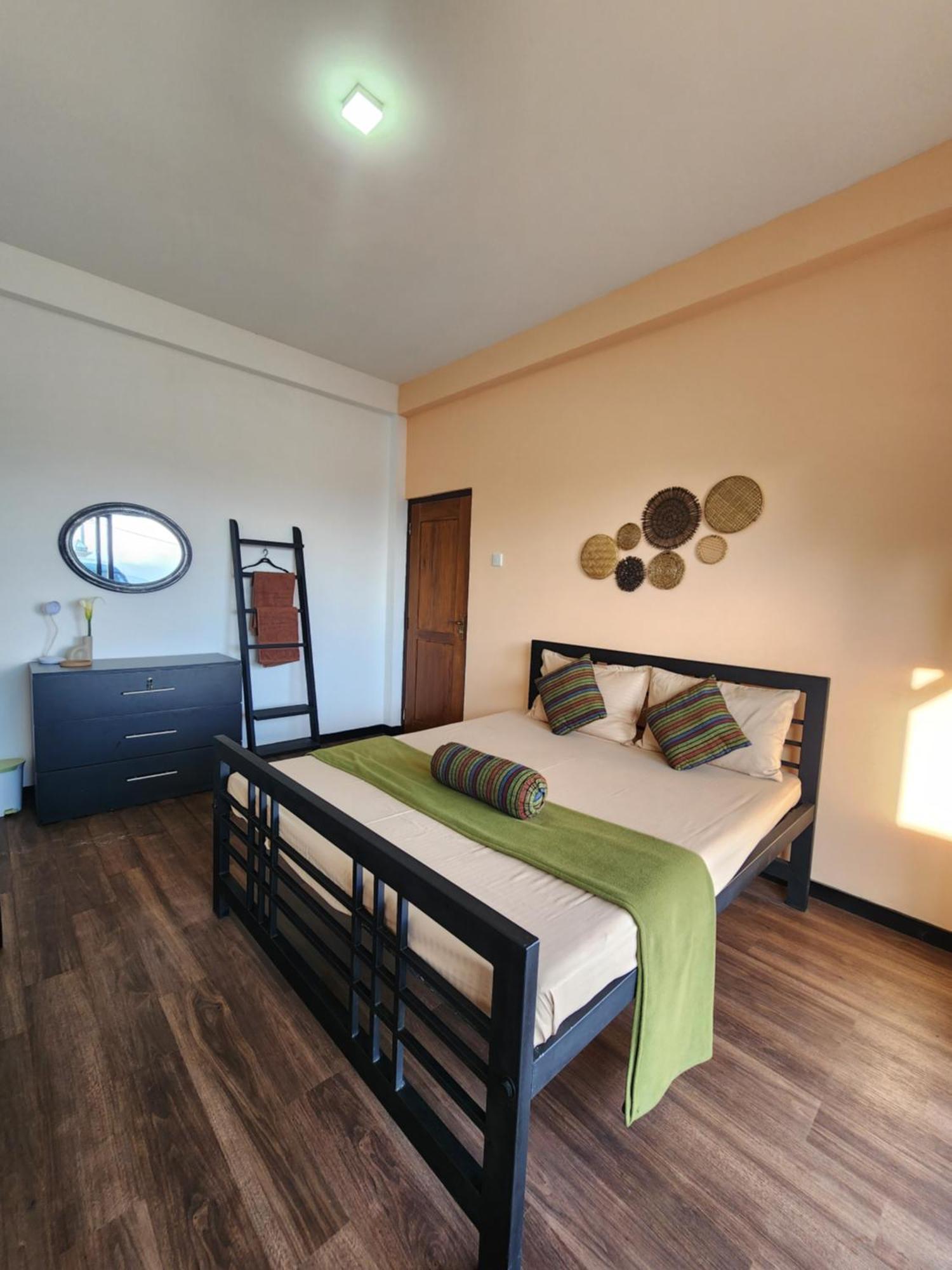 Villa Crosswinds Нувара Елия Екстериор снимка